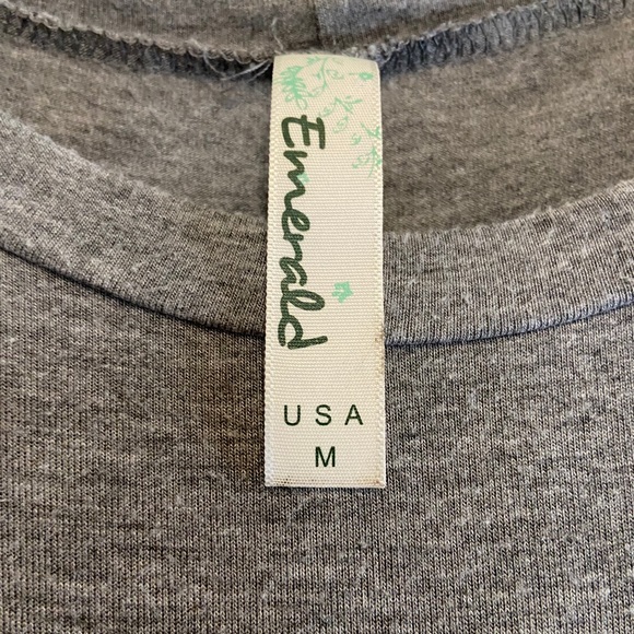 Emerald Tee Size M - Picture 5 of 5